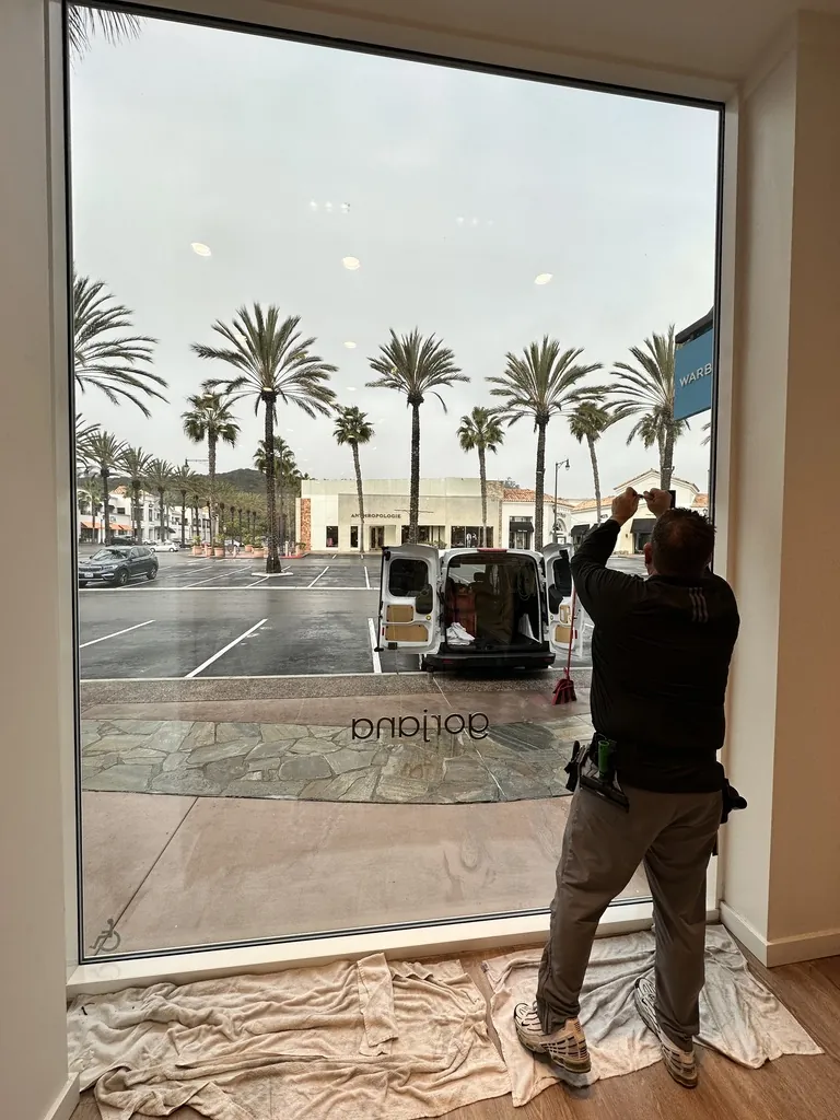 How to Choose a Home or Commercial Window Tint Company: 8 Questions to Ask