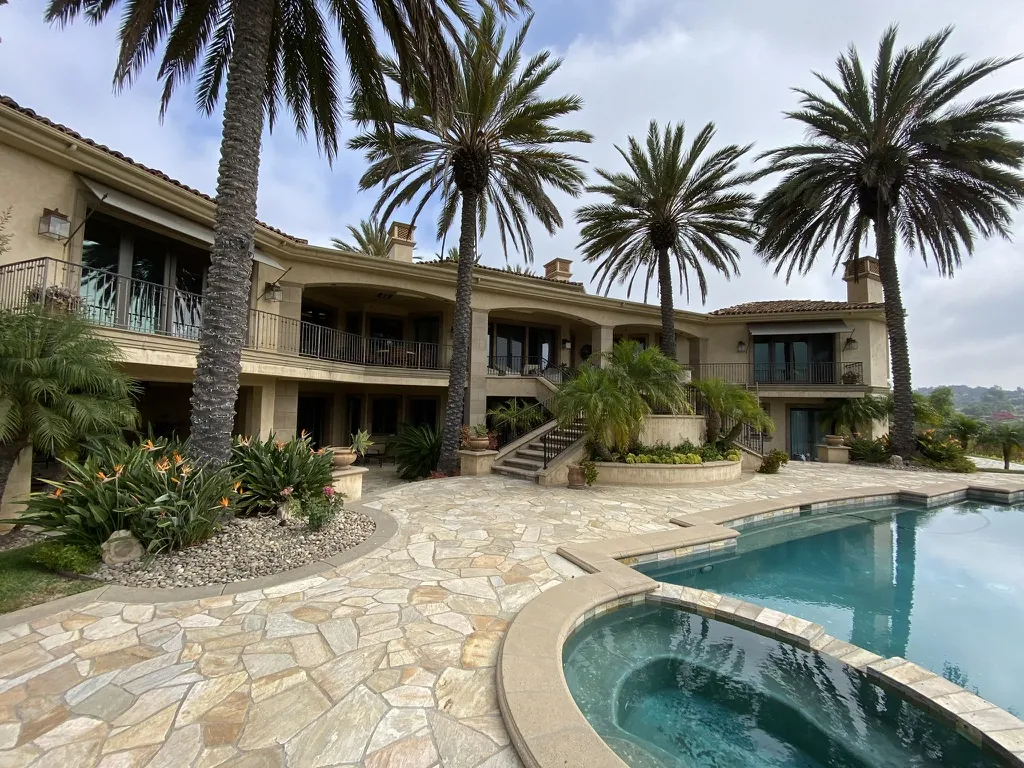 Estate home